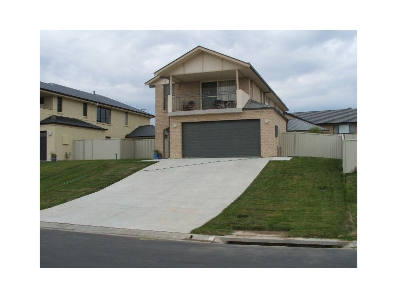 11A Darwin Drive, Bathurst NSW 2795