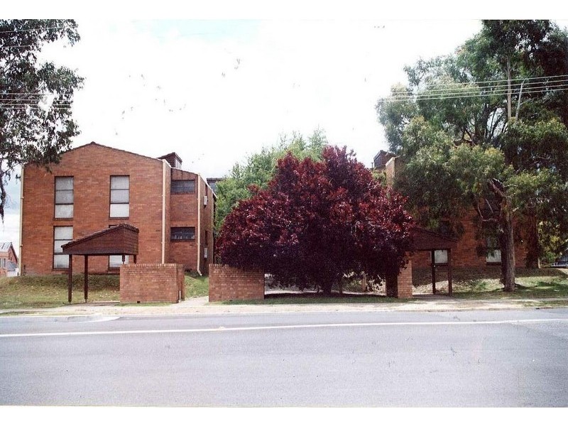4/110  George Street, Bathurst NSW 2795