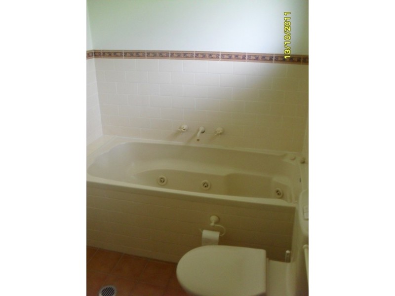 15 Weeks Pl, Bathurst NSW 2795