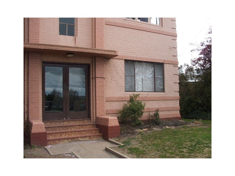 9/62 Durham St, Bathurst NSW 2795