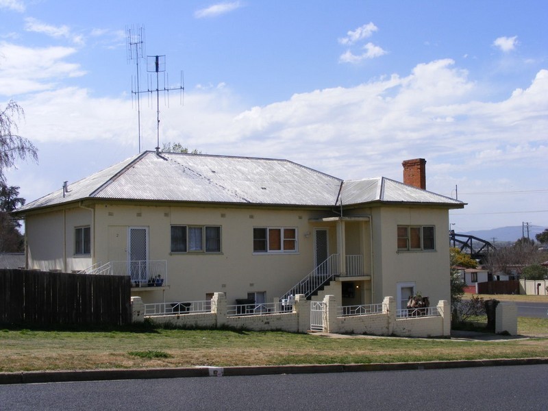 3/7  Busby St, Bathurst NSW 2795
