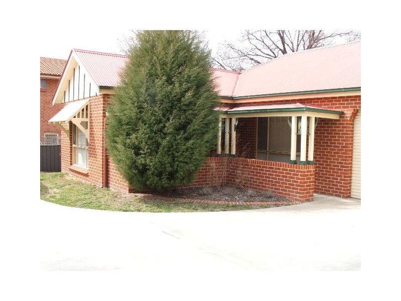3/67 Rocket St, Bathurst NSW 2795