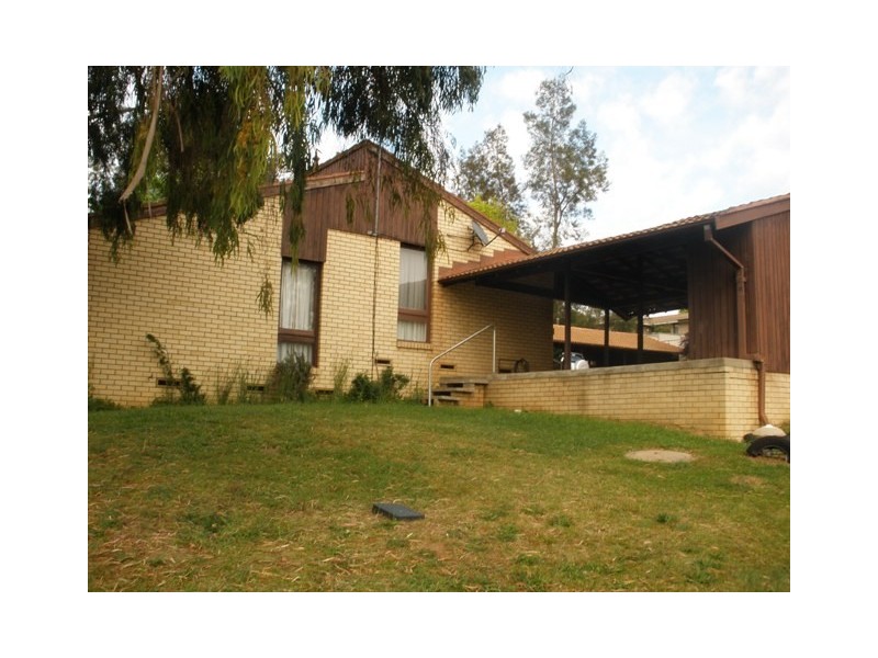 36 Ross Pl, Bathurst NSW 2795