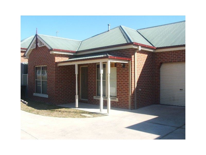 3/151 Lambert, Bathurst NSW 2795