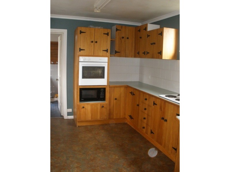 226  Lambert, Bathurst NSW 2795