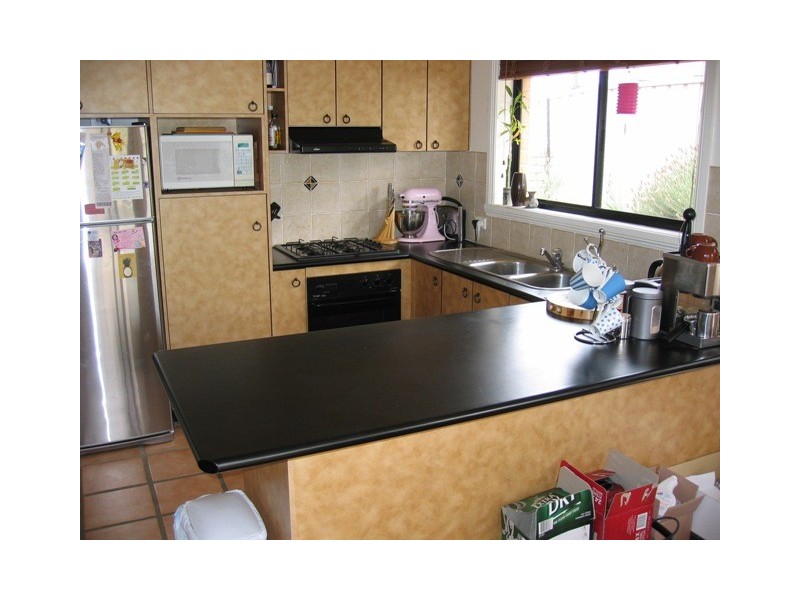 24 Ussher Cr, Bathurst NSW 2795