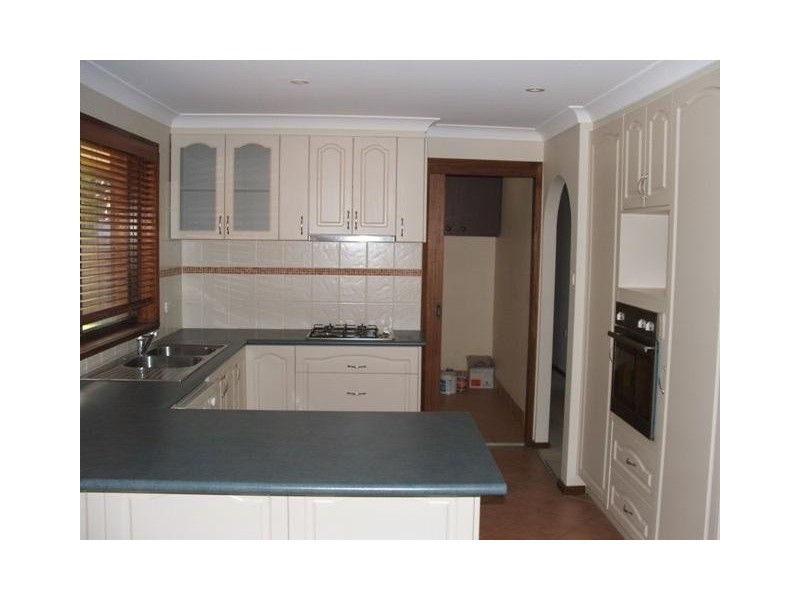 17 Ranken Street, Eglinton NSW 2795