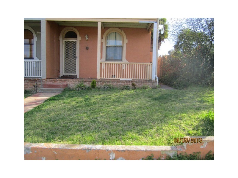 1/92 RUSSELL, Bathurst NSW 2795