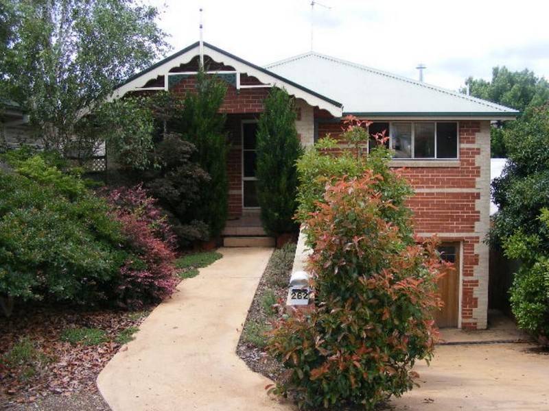 262 PEEL, Bathurst NSW 2795