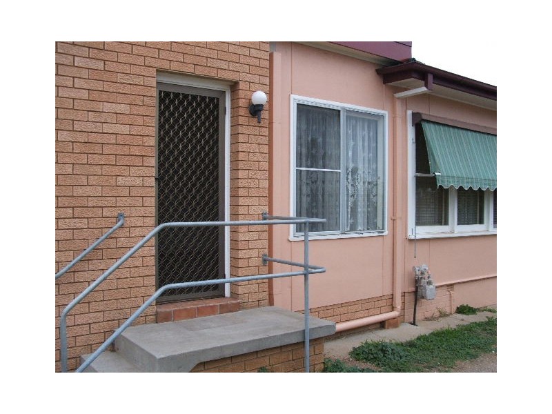 21A  Park St, Eglinton NSW 2795