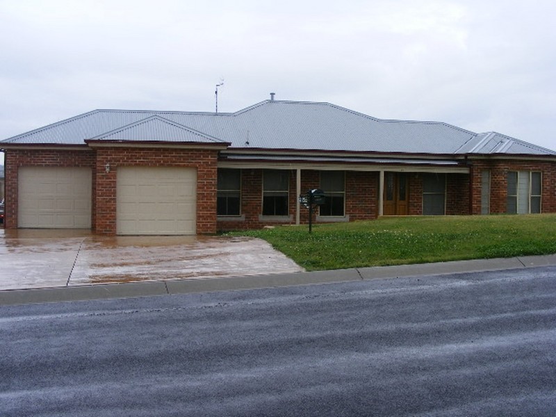 19A Howarth Close, Bathurst NSW 2795