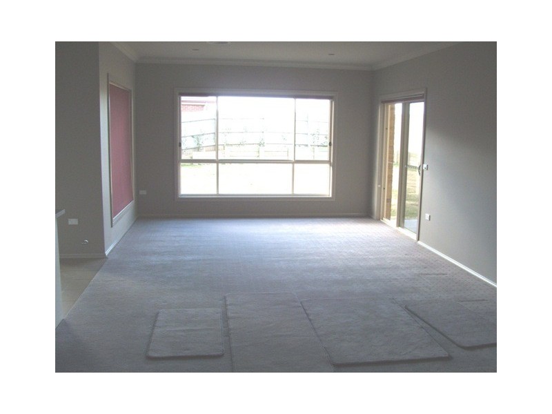 7 Shackleton Place, Bathurst NSW 2795