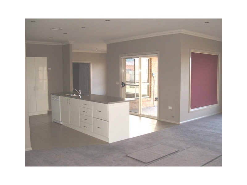 7 Shackleton Place, Bathurst NSW 2795