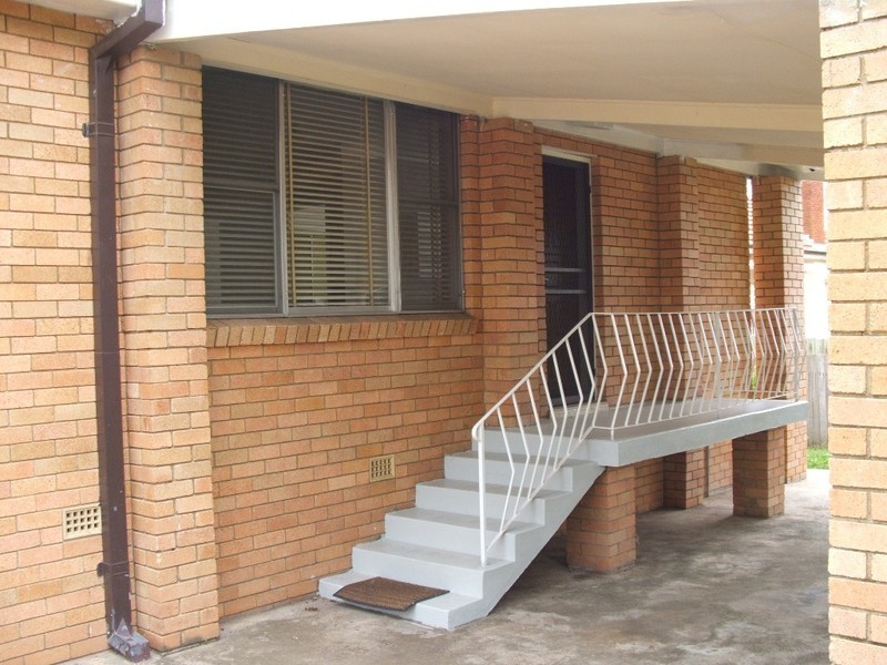 2/339 Howick St, Bathurst NSW 2795