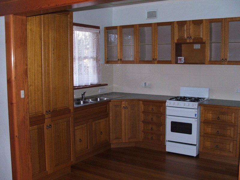 324 Peel St, Bathurst NSW 2795