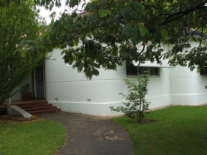 35 Gilmour, Kelso NSW 2795