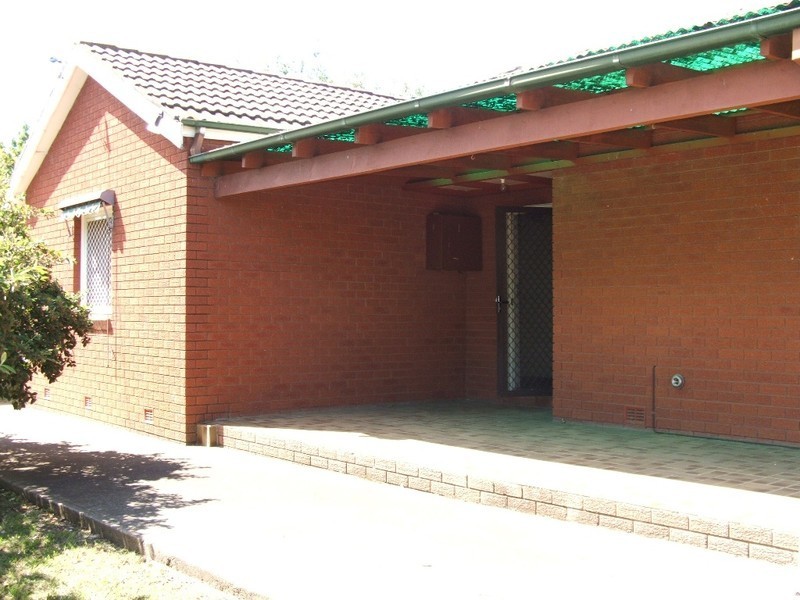 13 Gilmour St, Bathurst NSW 2795