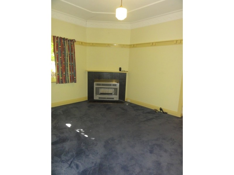 58 Lambert, Bathurst NSW 2795