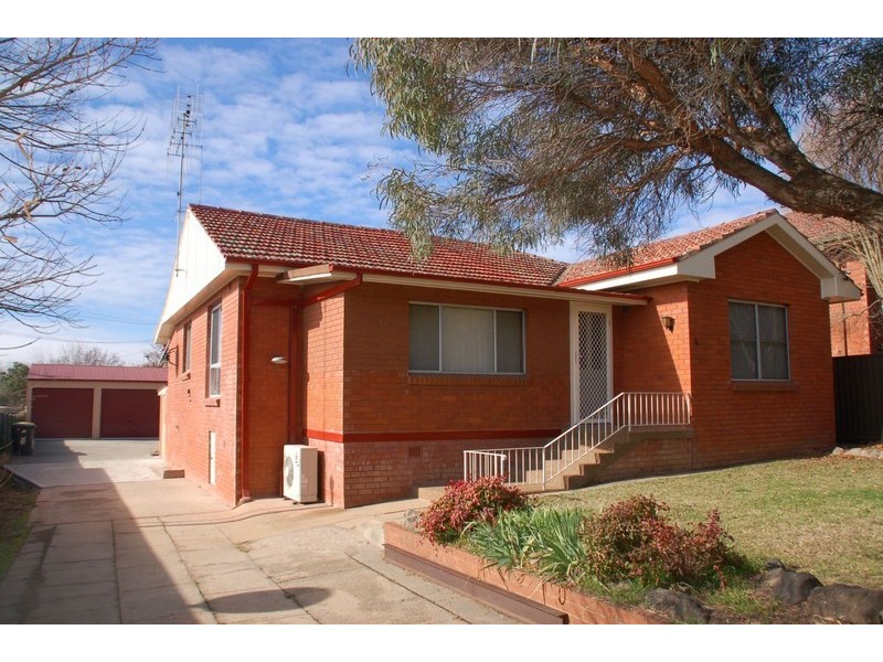 6 Esrom Street, West Bathurst NSW 2795