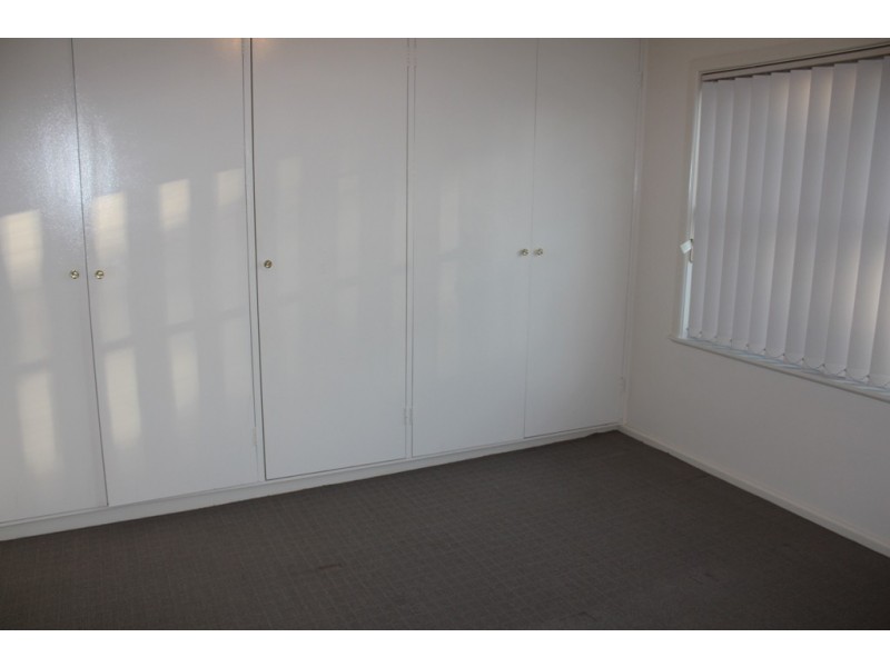 6 Esrom Street, West Bathurst NSW 2795