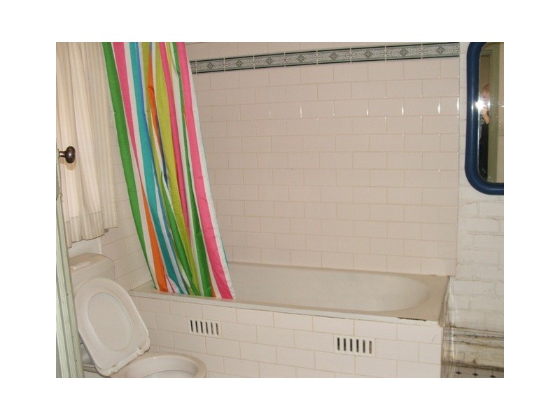 144 Seymour St, Bathurst NSW 2795