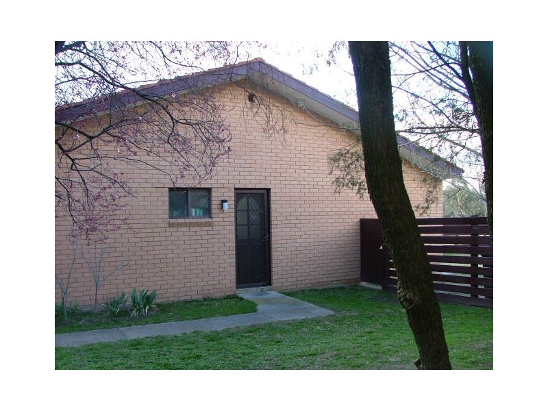 2/73 Suttor St, Bathurst NSW 2795