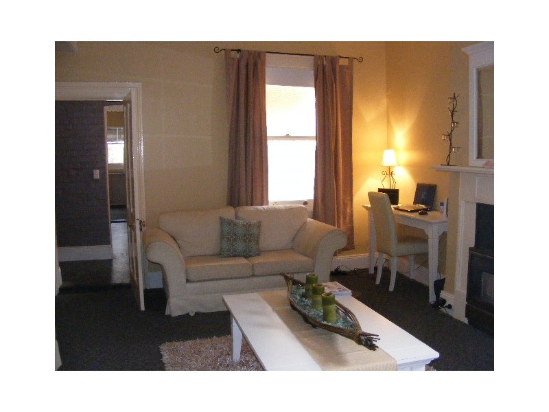 76A Piper St, Bathurst NSW 2795