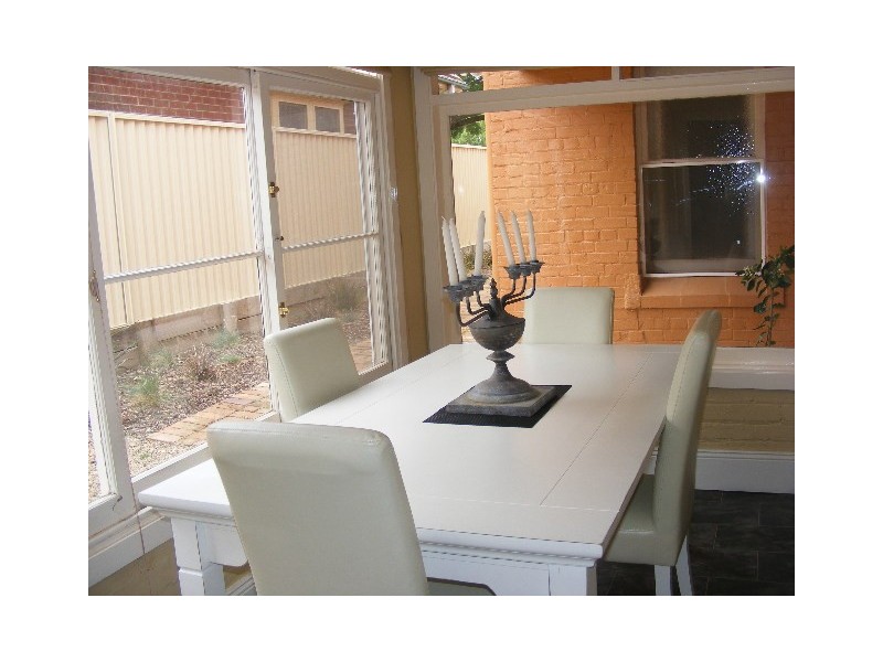 76A Piper St, Bathurst NSW 2795