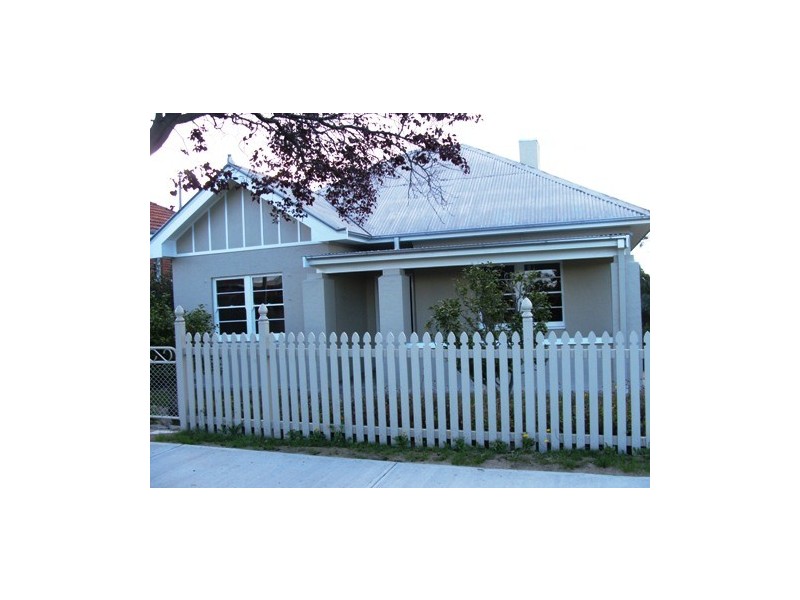 155 Mitre Street, Bathurst NSW 2795