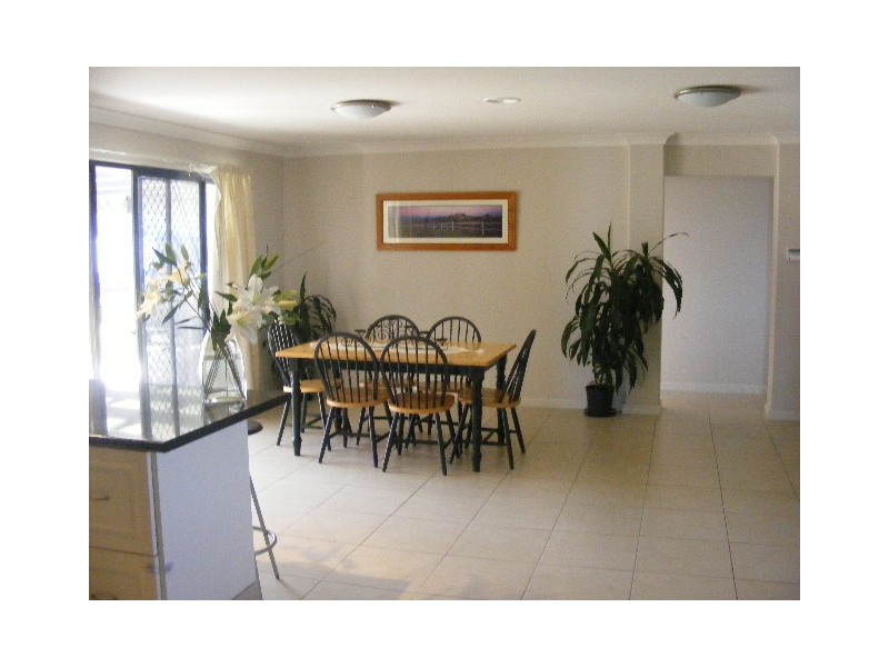 8 Federation Drive, Laffing Waters NSW 2795