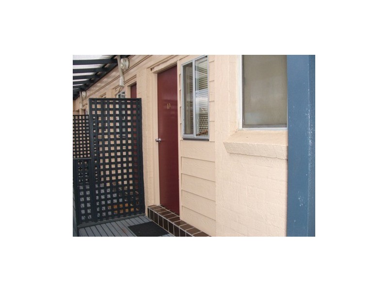 10/62 George St, Bathurst NSW 2795