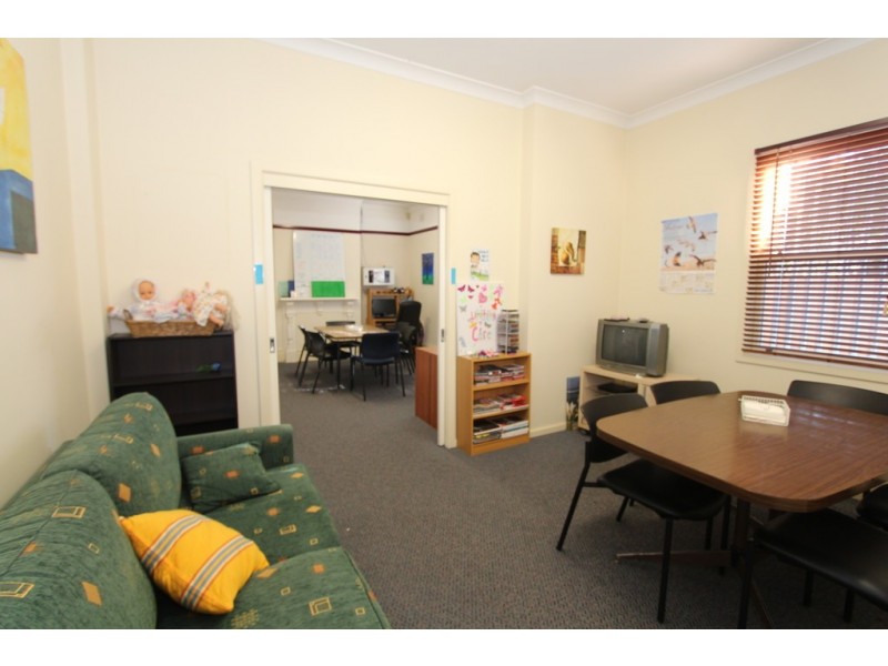 86 Bentinck Street, Bathurst NSW 2795