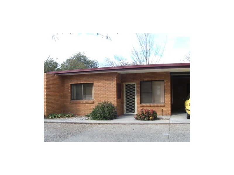 4/55 Piper, Bathurst NSW 2795