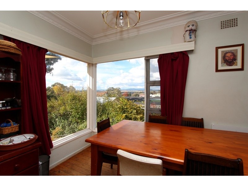 3 Isaacs Street, Bathurst NSW 2795