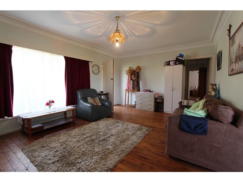 3 Isaacs Street, Bathurst NSW 2795