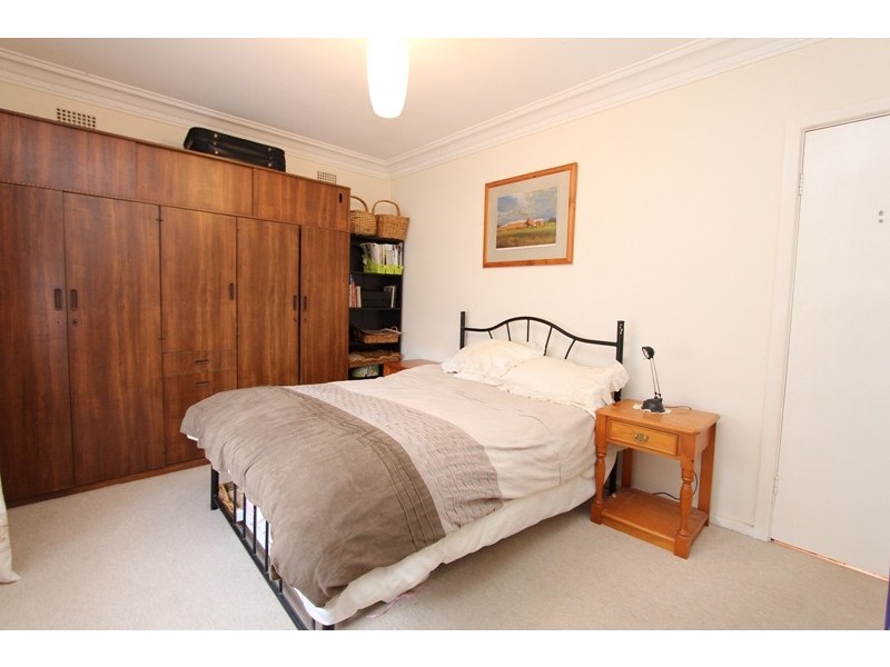 3 Isaacs Street, Bathurst NSW 2795