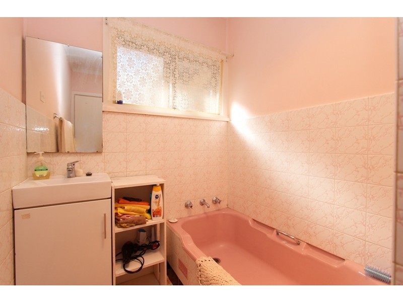 3 Isaacs Street, Bathurst NSW 2795