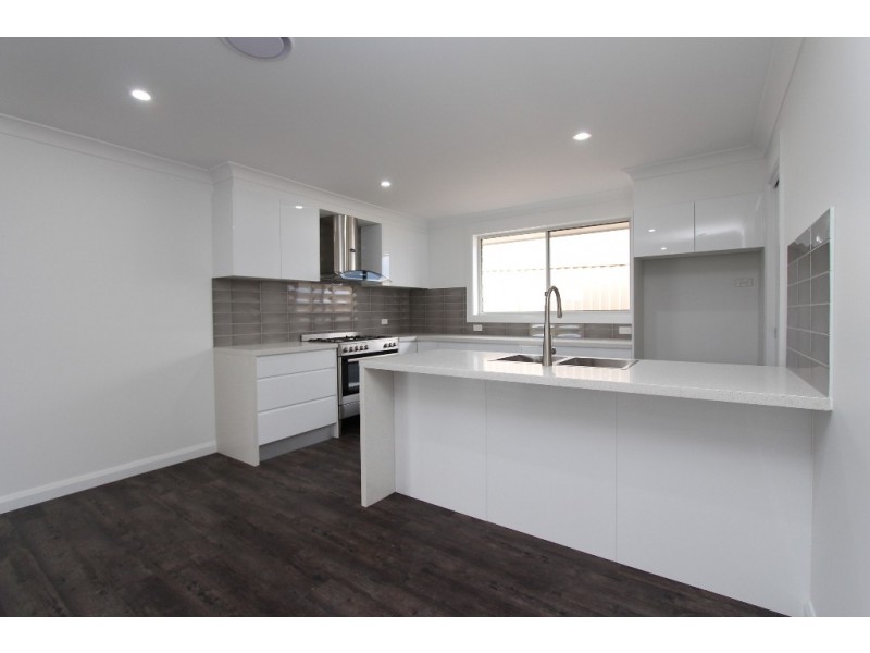 10 Dillon Drive, Kelso NSW 2795