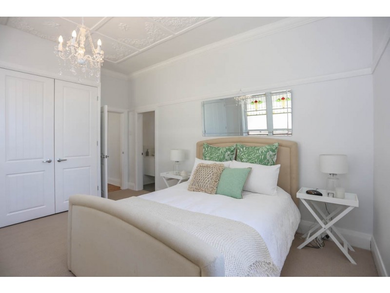 241 Keppel Street, Bathurst NSW 2795