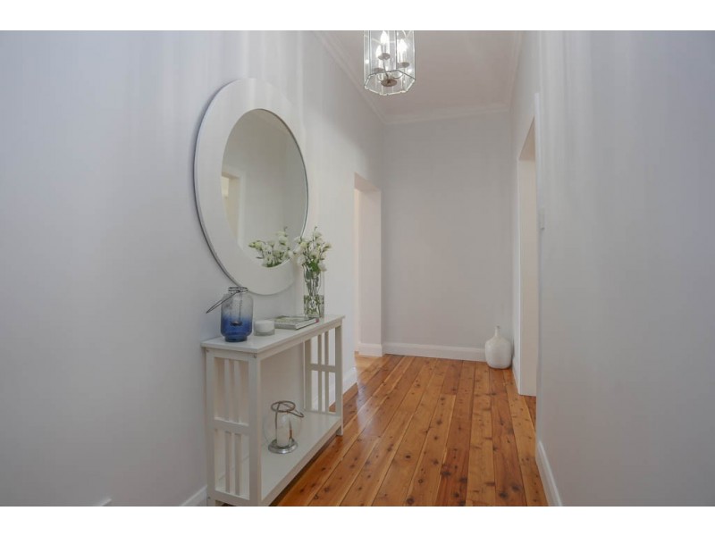 241 Keppel Street, Bathurst NSW 2795