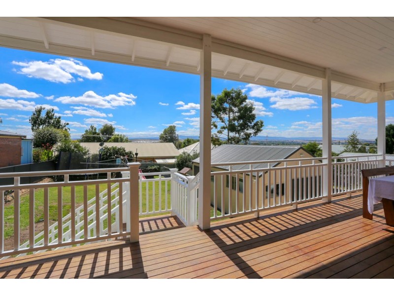 241 Keppel Street, Bathurst NSW 2795