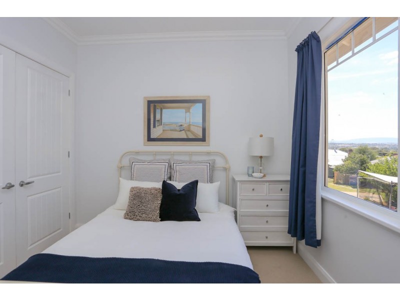 241 Keppel Street, Bathurst NSW 2795