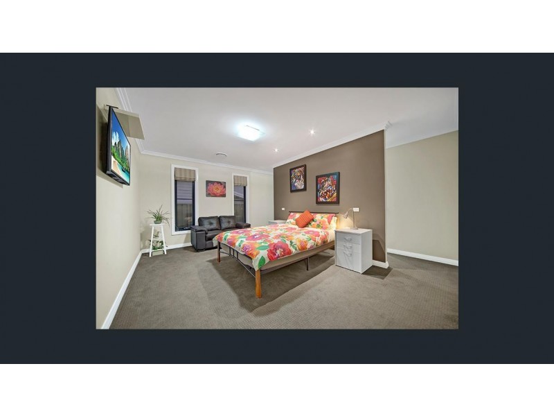 15 McGirr Pl, Bathurst NSW 2795