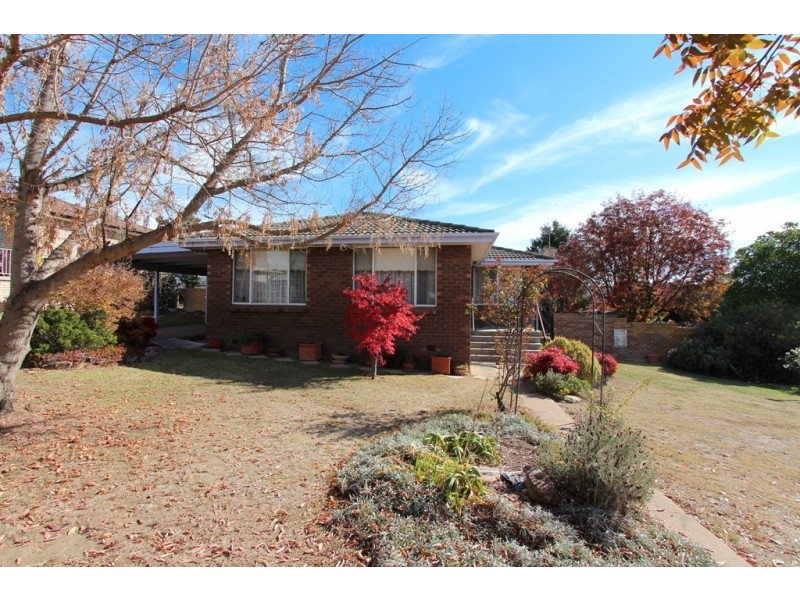 63 College Road, Bathurst NSW 2795