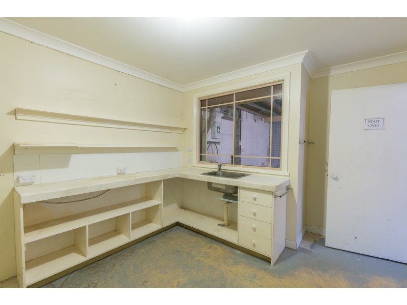 9 Lombard Drive, Bathurst NSW 2795