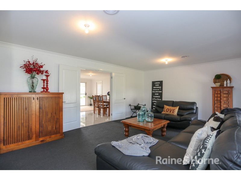 13 Gibsone Drive, Kelso NSW 2795