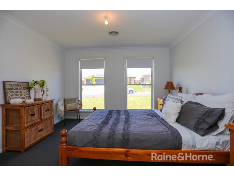 13 Gibsone Drive, Kelso NSW 2795