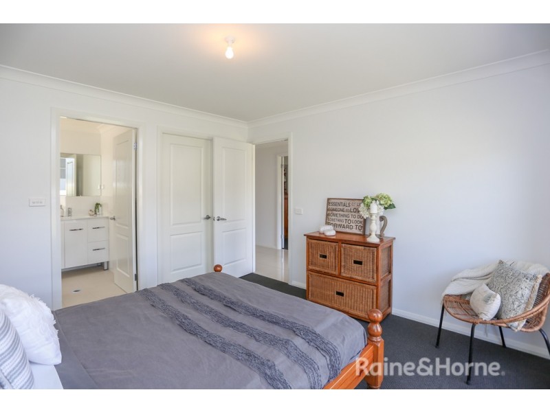 13 Gibsone Drive, Kelso NSW 2795