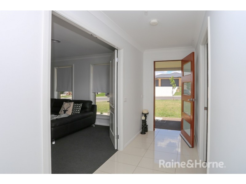 13 Gibsone Drive, Kelso NSW 2795