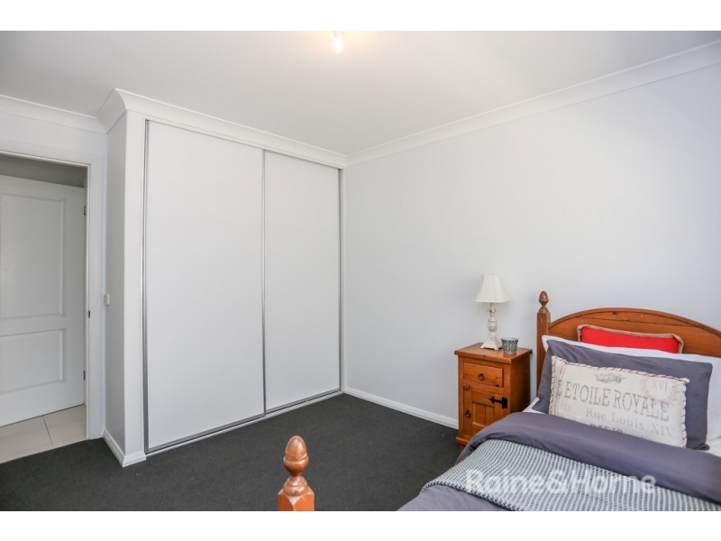 13 Gibsone Drive, Kelso NSW 2795